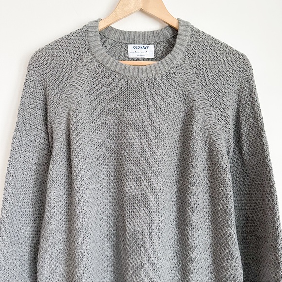 Old Navy grey waffle textured knit sweater - Picture 7 of 7
